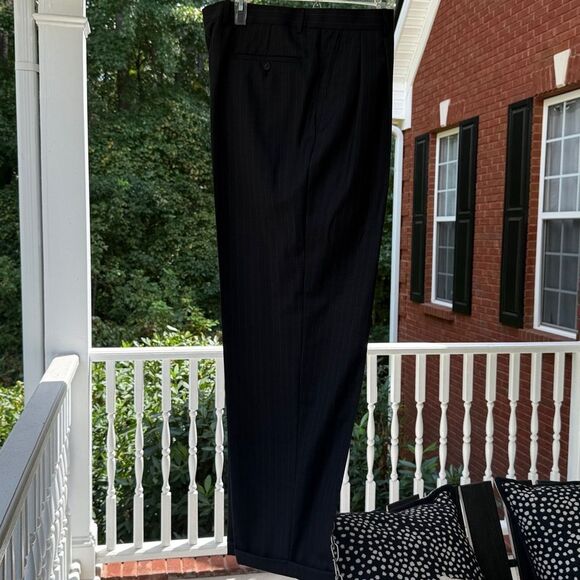 Pavone Charcoal Pinstripe Worsted Wool Suit - Jacket (41R) & Pants (35W/32L)-NWT - Picture 8 of 11